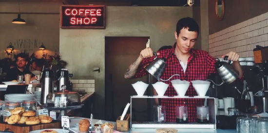 现货配资最新消息 2025年 美国咖啡爱好者无比愤怒